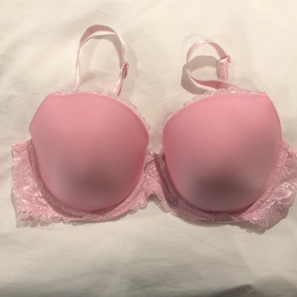 Victoria Secret Bra, Size 36D, Pink with Lace